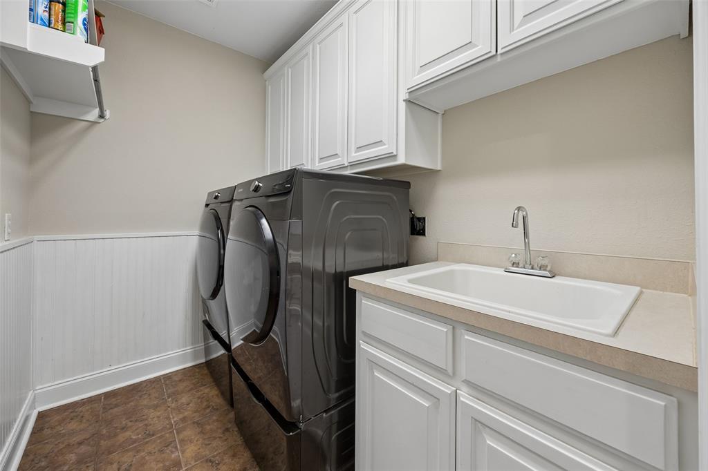 5020 Rangewood Drive Property Photo 28