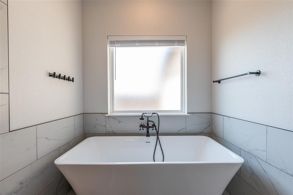 142 Rio Grande Property Photo 21
