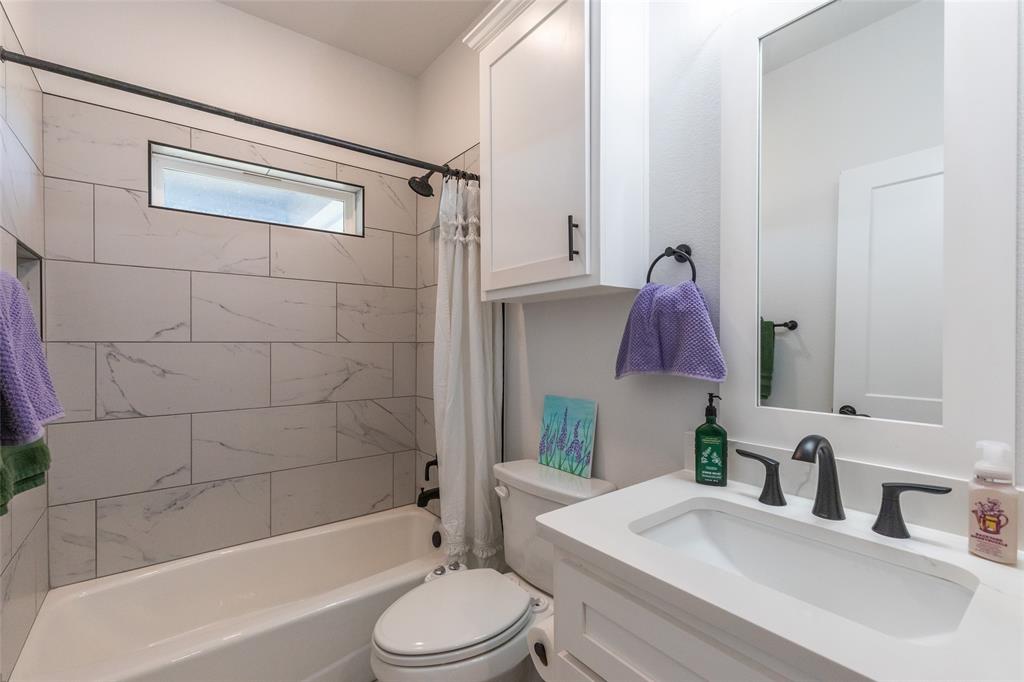 142 Rio Grande Property Photo 32