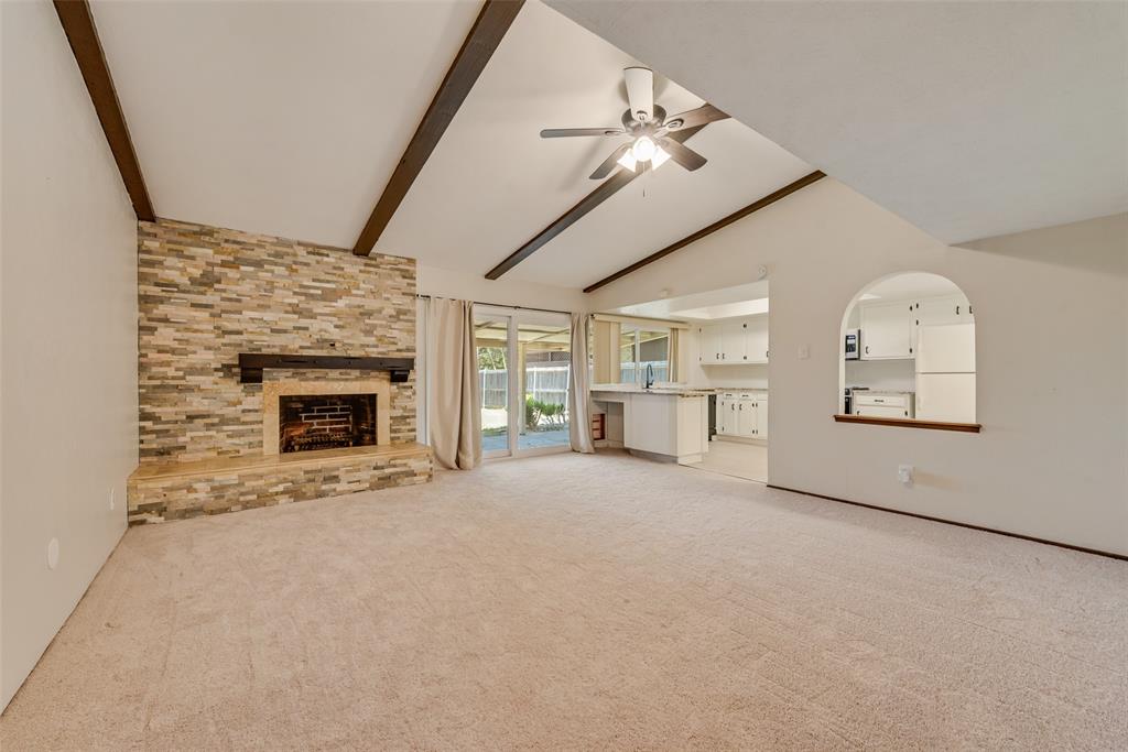 8515 Baumgarten Drive Property Photo 7