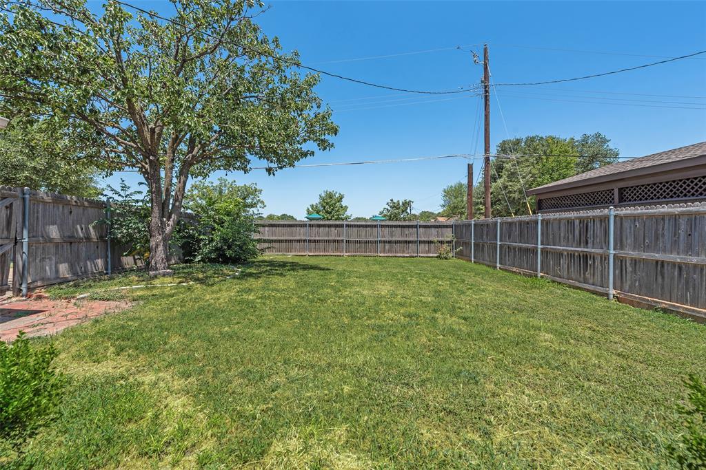 8515 Baumgarten Drive Property Photo 22