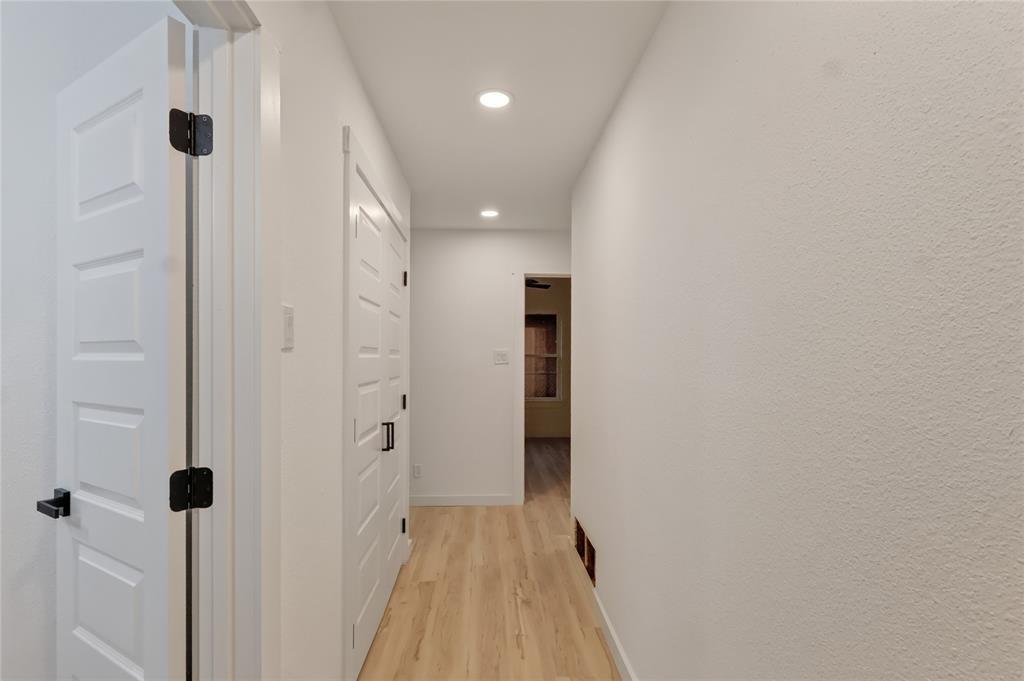 835 Glen Arbor Drive Property Photo 18