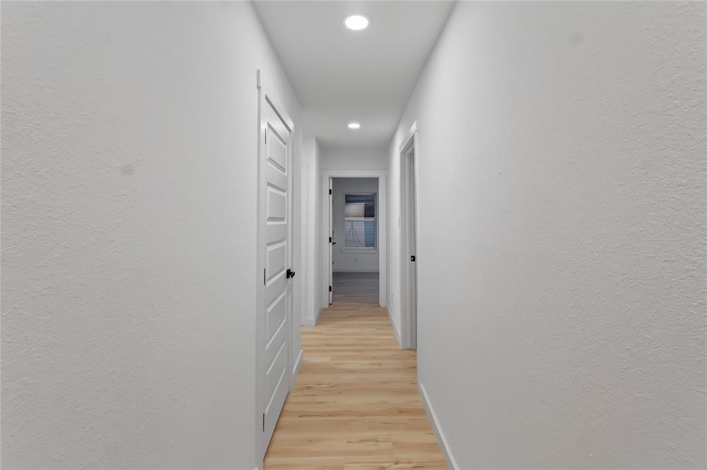 835 Glen Arbor Drive Property Photo 28