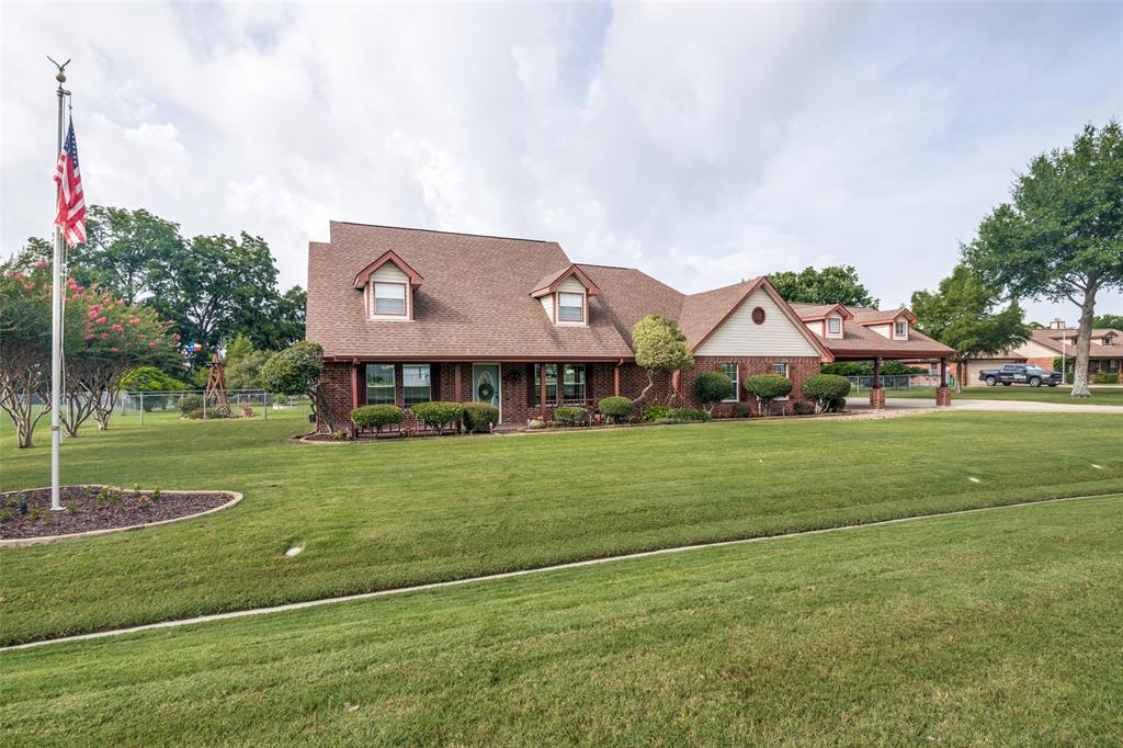 6630 Meadow Ridge Circle Property Photo 2