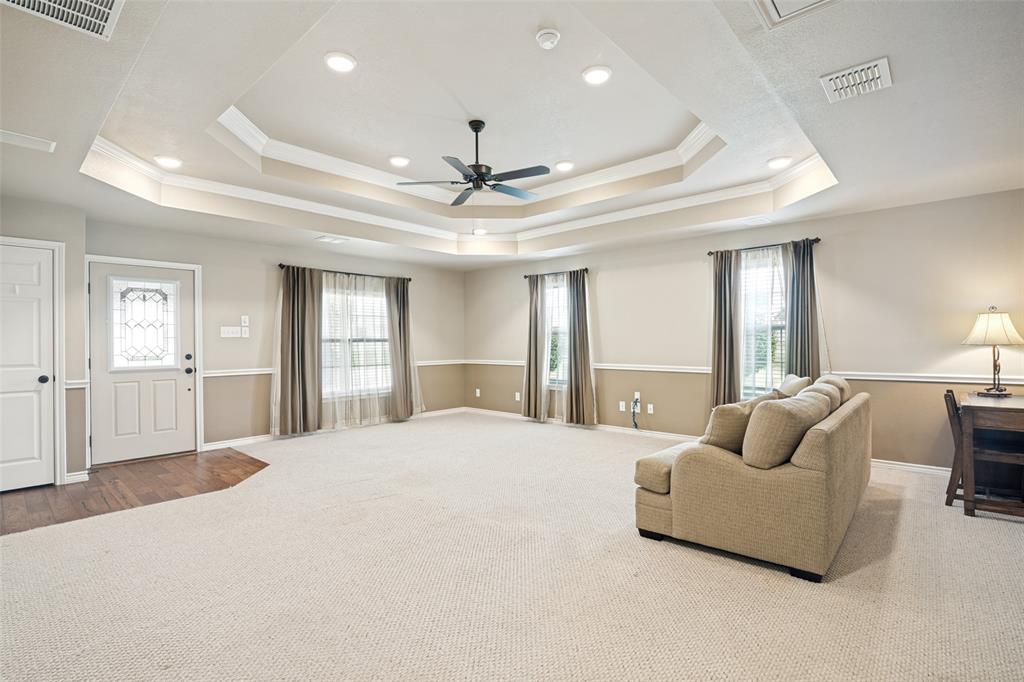 6630 Meadow Ridge Circle Property Photo 12