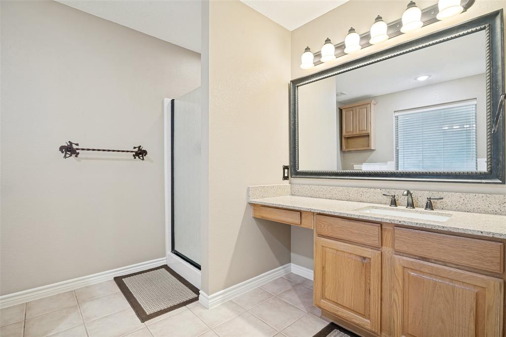 6630 Meadow Ridge Circle Property Photo 17