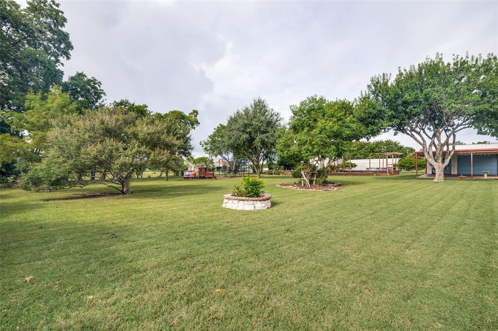 6630 Meadow Ridge Circle Property Photo 23