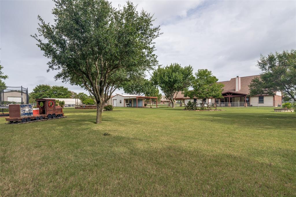 6630 Meadow Ridge Circle Property Photo 24
