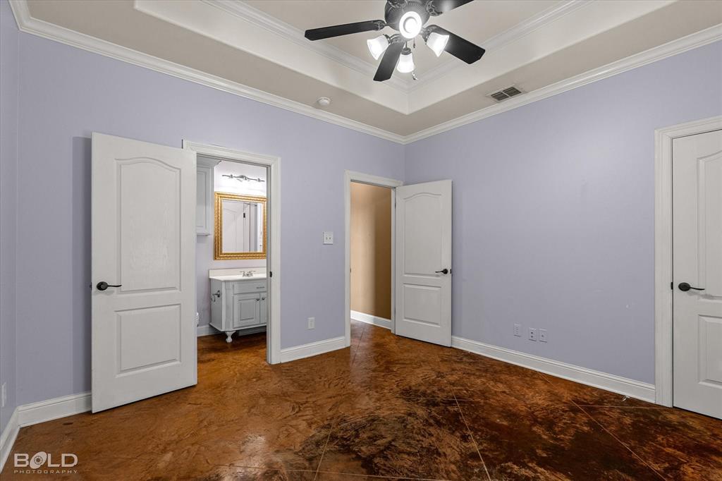 375 St. Charles Boulevard Property Photo 26