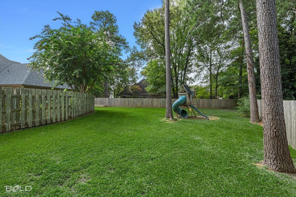 375 St. Charles Boulevard Property Photo 39
