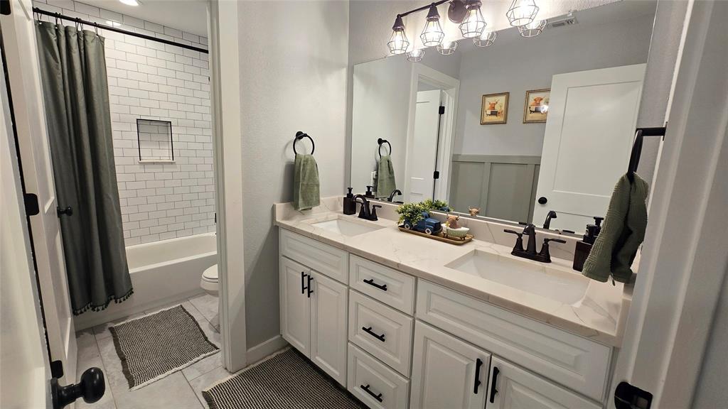 1320 Oak Valley Property Photo 11