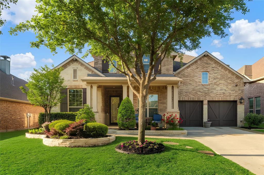 955 Champions Way Property Photo 2