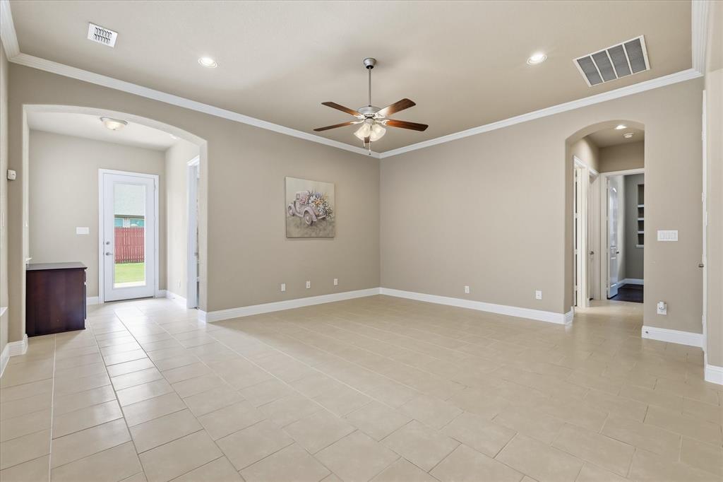 4332 Old Grove Way Property Photo 6