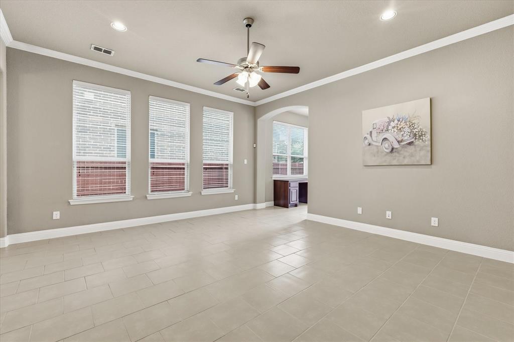 4332 Old Grove Way Property Photo 8