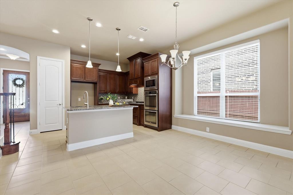 4332 Old Grove Way Property Photo 11