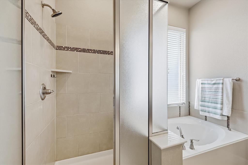 4332 Old Grove Way Property Photo 19