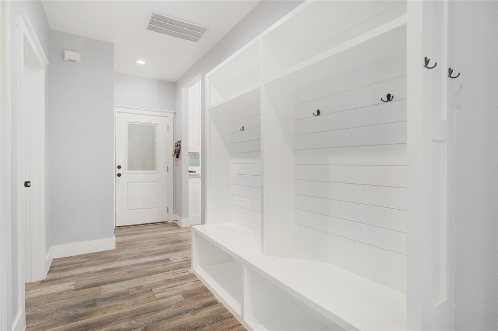 303 Cates Road Property Photo 27