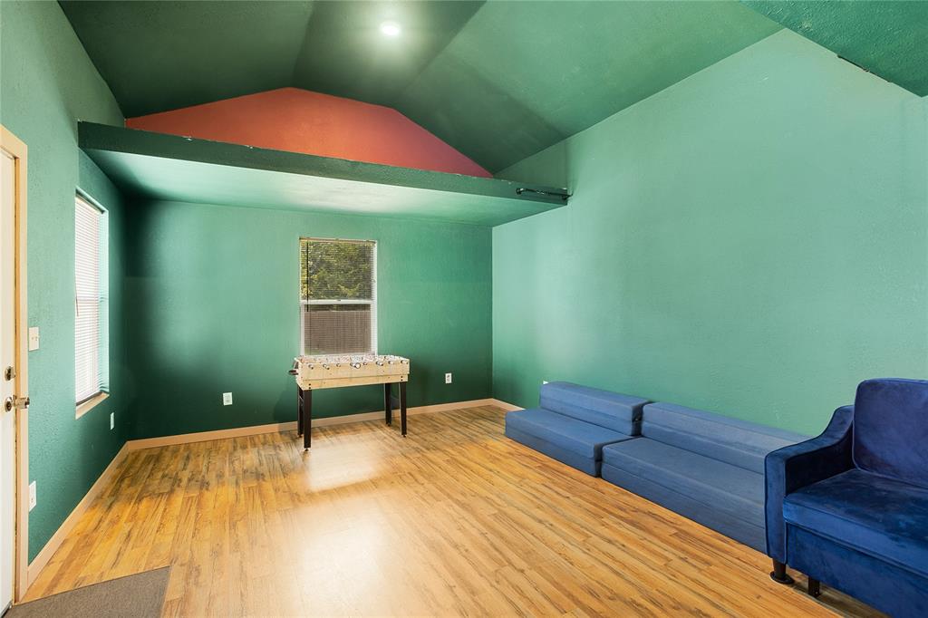 303 Cates Road Property Photo 31