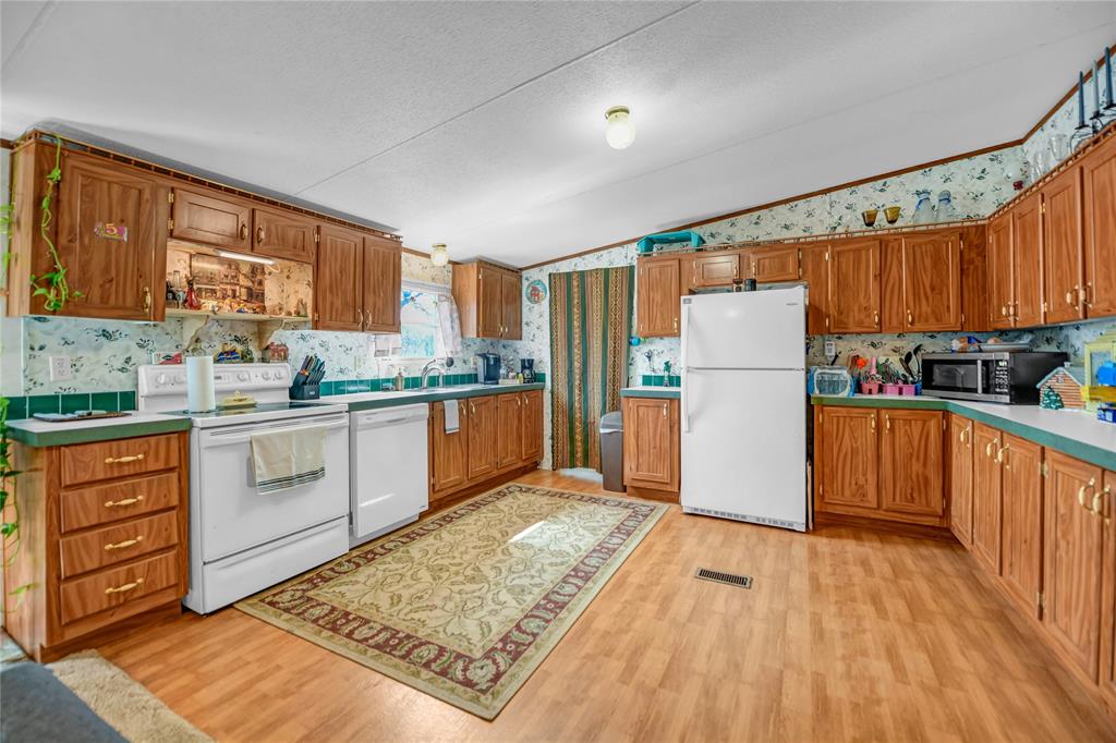289 County Road 3550 Property Photo 29