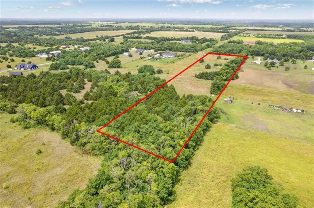 10843 E Line Road Property Photo 5