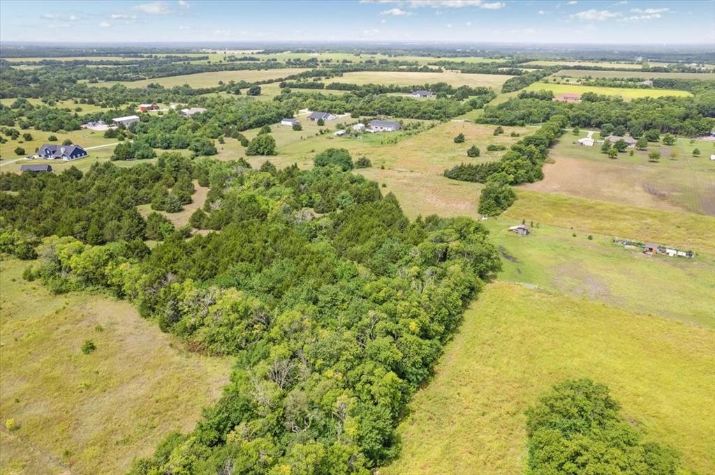 10843 E Line Road Property Photo 9