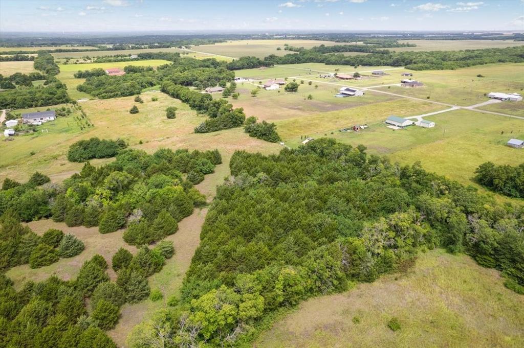 10843 E Line Road Property Photo 10