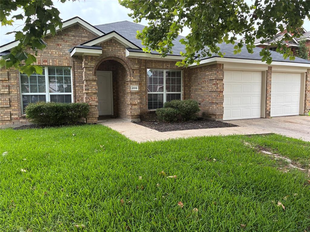 2816 Blue Heron Drive Property Photo 1