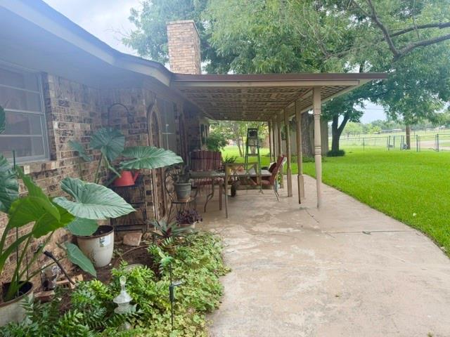 4504 Delwood Drive Property Photo 8