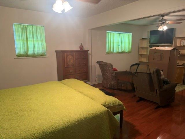 4504 Delwood Drive Property Photo 16