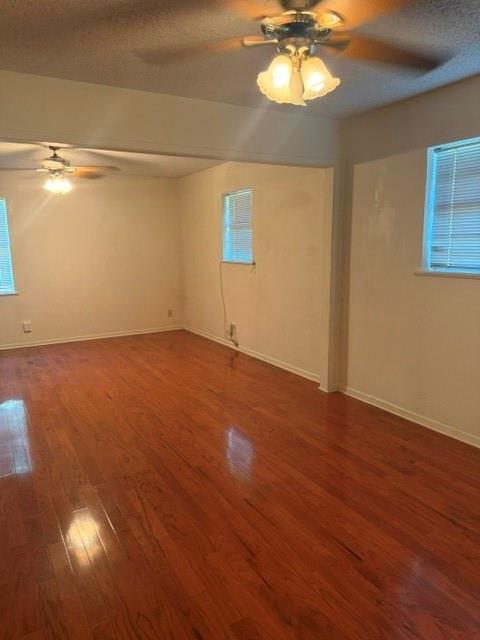 4504 Delwood Drive Property Photo 19