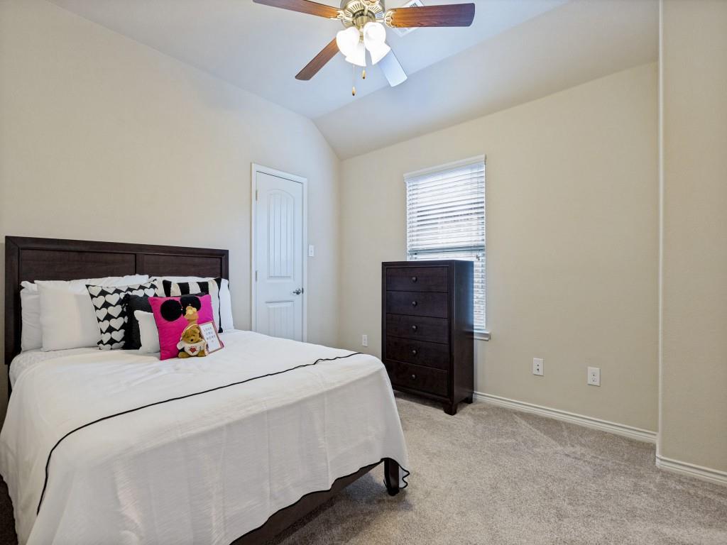 9809 Timberwolf Lane Property Photo 9