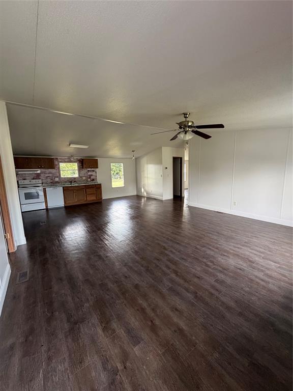 2517 Willow Oak Lane Property Photo 2