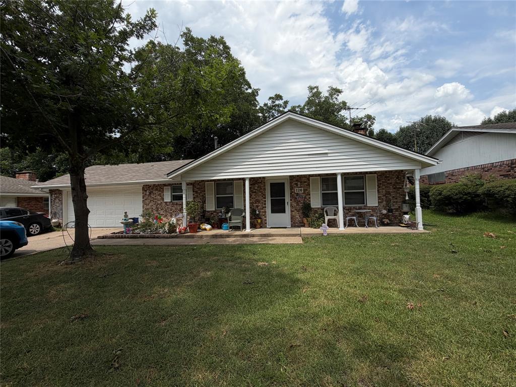 126 Poinsettia Circle Property Photo 1
