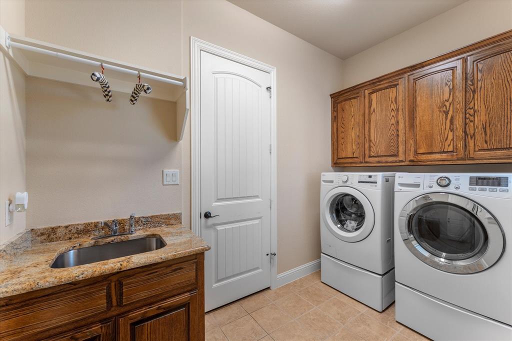 1031 Fox Bend Way Property Photo 28