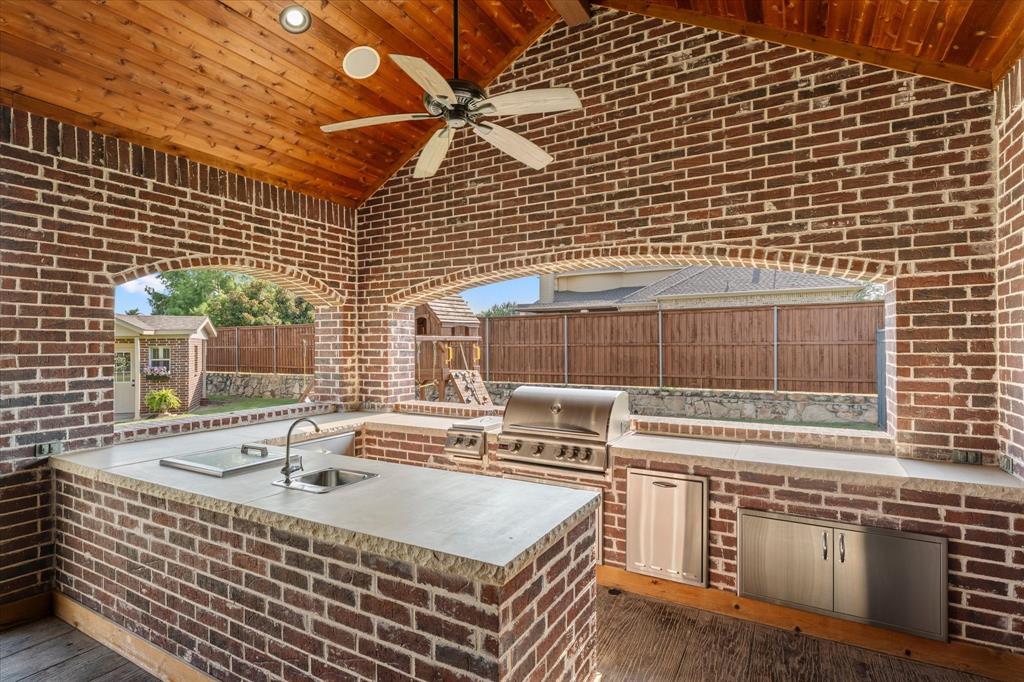 1031 Fox Bend Way Property Photo 34