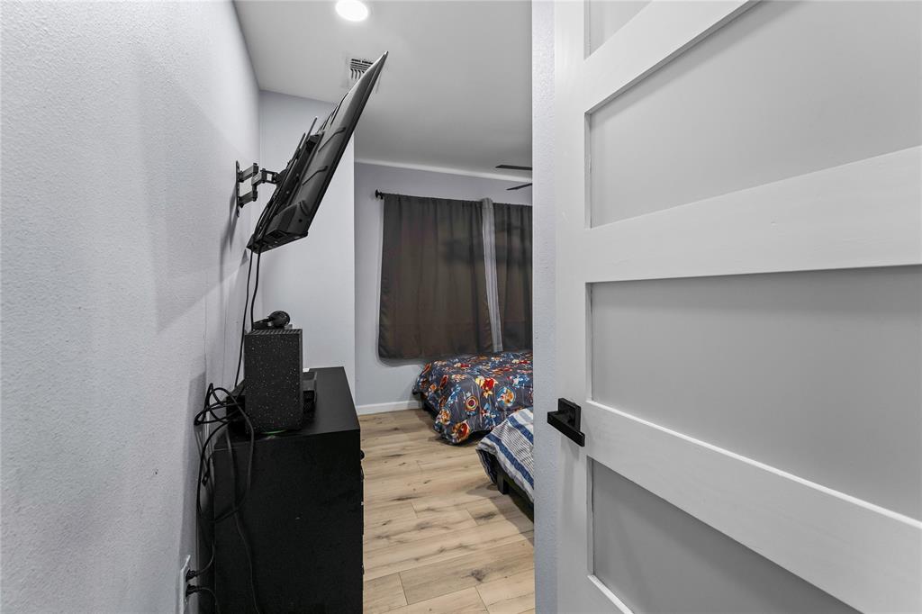 8128 Newman Drive Property Photo 16