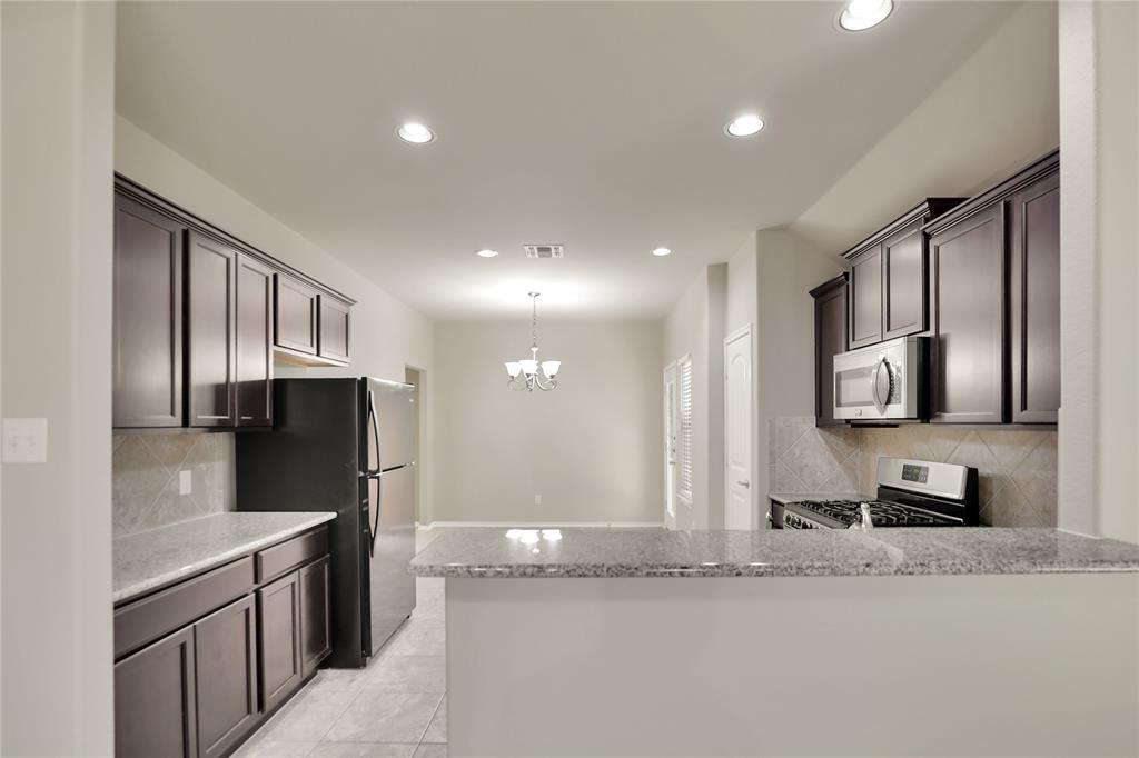 300 Black Bear Drive Property Photo 7