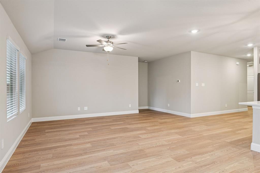 3403 Richmond Drive Property Photo 9