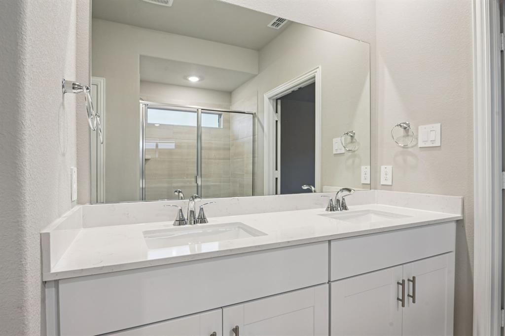 3403 Richmond Drive Property Photo 19