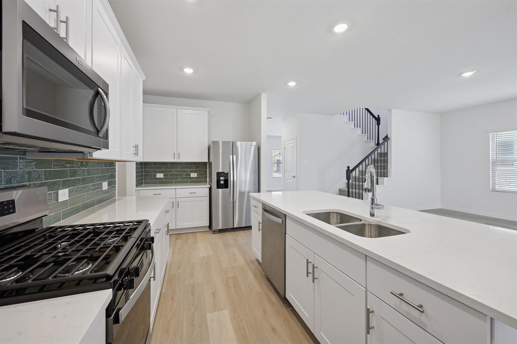 3401 Richmond Drive Property Photo 10