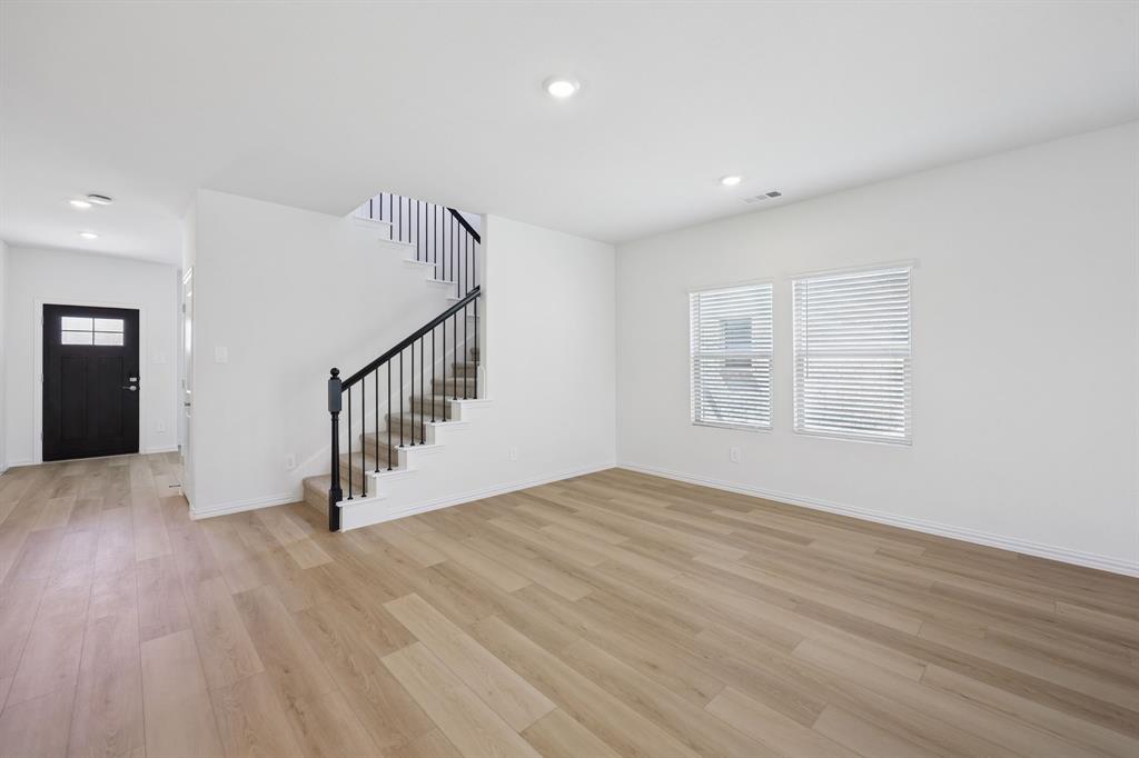 3401 Richmond Drive Property Photo 14