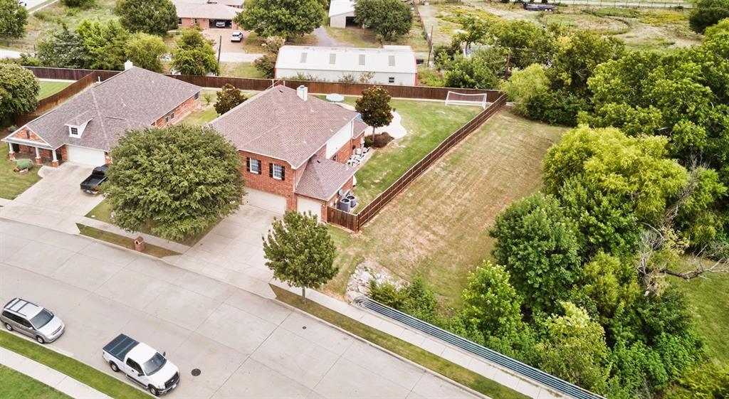 11320 Kenny Drive Property Photo 4