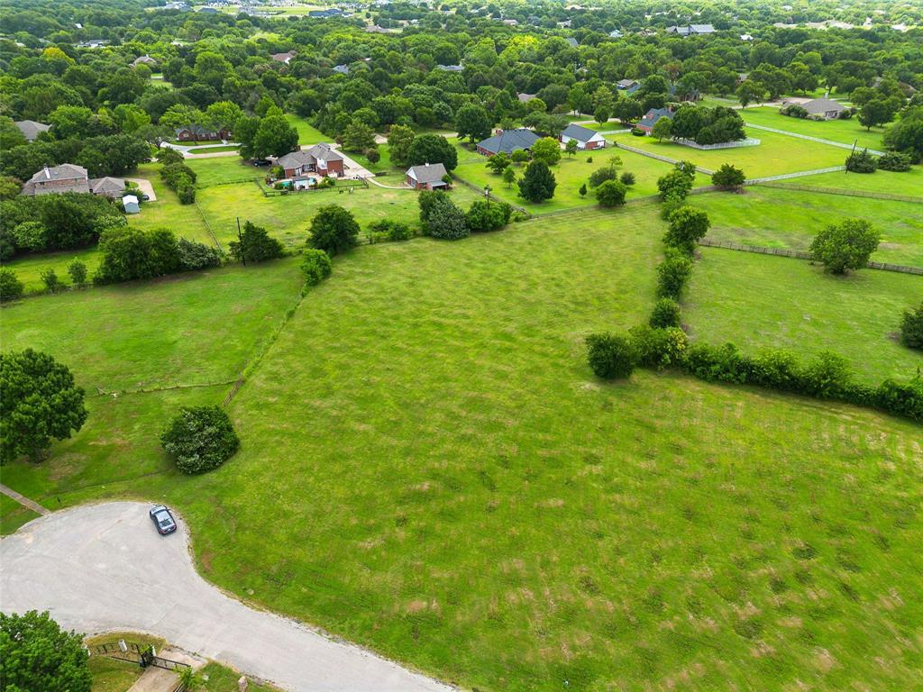 6 Lemon Cove Property Photo 2