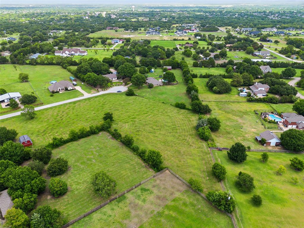6 Lemon Cove Property Photo 8