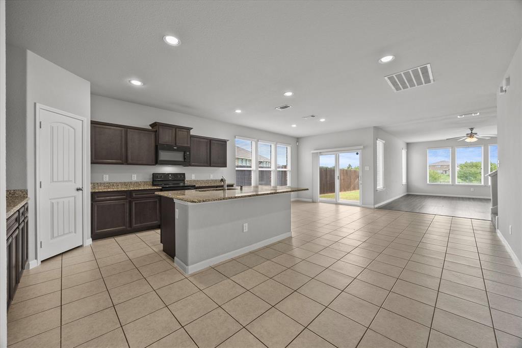 5220 Prairie Rose Drive Property Photo 28