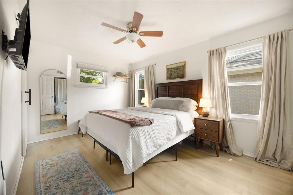 11367 Lippitt Avenue Property Photo 13