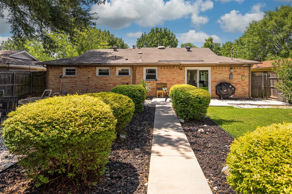 11367 Lippitt Avenue Property Photo 18