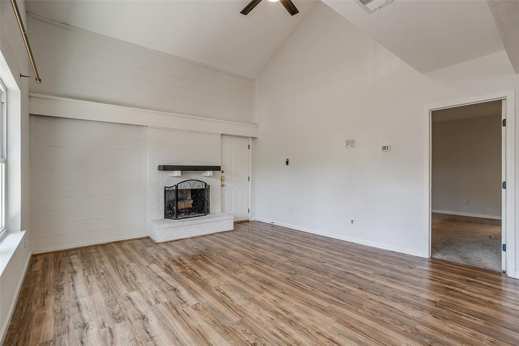 9617 Lea Shore Street Property Photo 5