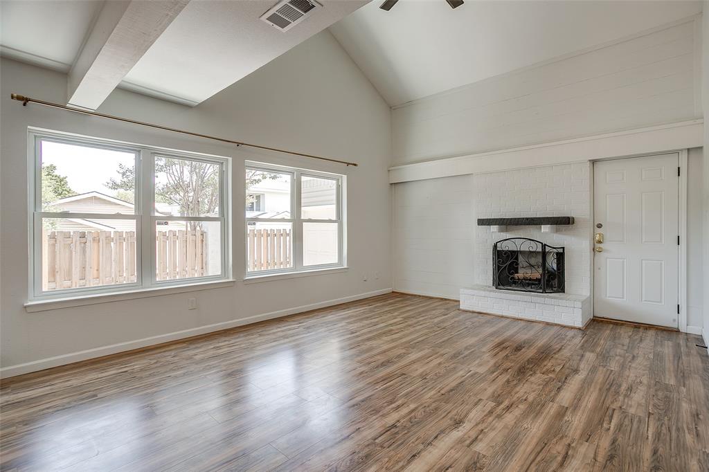 9617 Lea Shore Street Property Photo 6