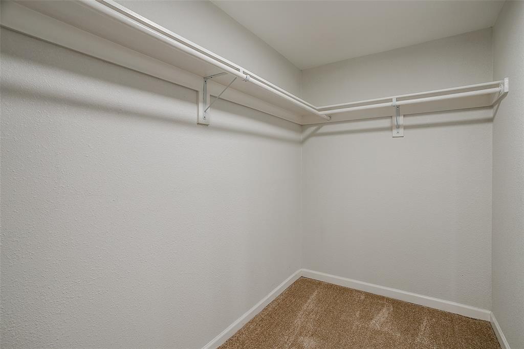 9617 Lea Shore Street Property Photo 18
